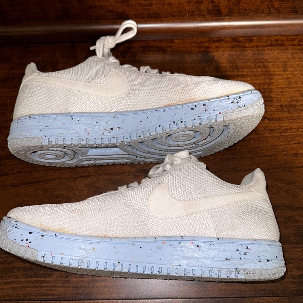 Used Nike Air Force 1 crater woman’s 9.5